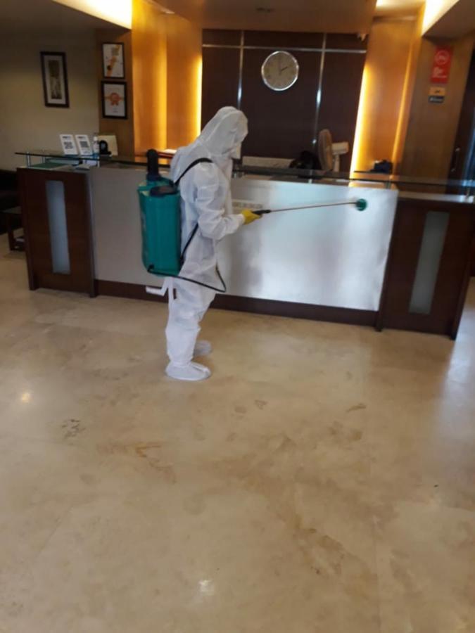 Lucky Hotel Goregaon Bombay Esterno foto