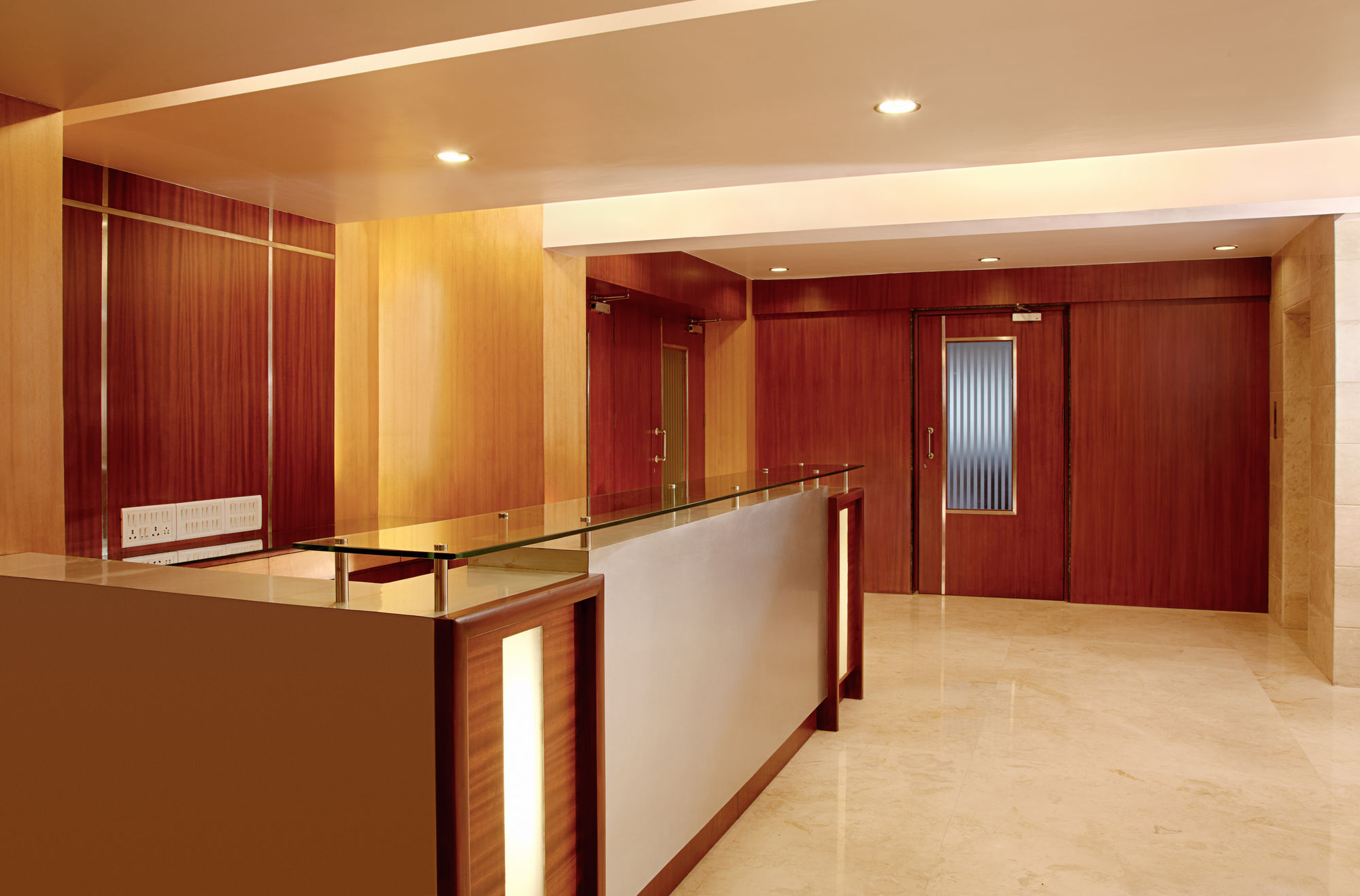 Lucky Hotel Goregaon Bombay Esterno foto